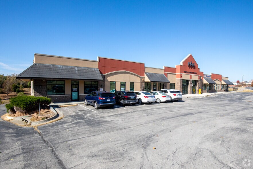 More Photos Of 6014 N State Route 9, Parkville General Retail For Lease