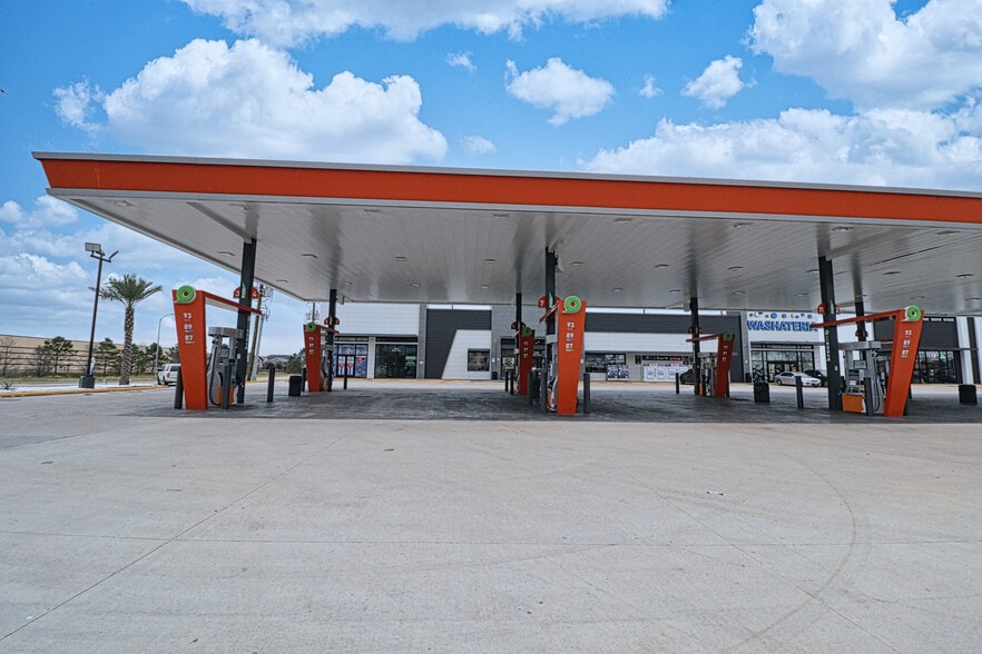 More Photos Of 16513 FM 529, Houston Storefront For Sale