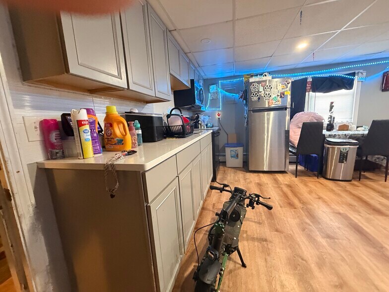 More Photos Of 26 Child St, Warren Apartments For Sale