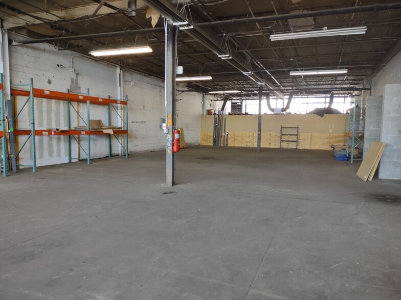 More Photos Of 97 N Water St, Ossining Warehouse For Lease