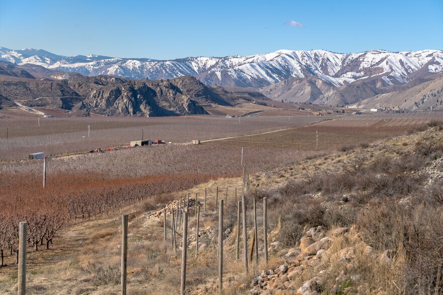 More Photos Of 15 Chelan Butte rd, Chelan Land For Sale