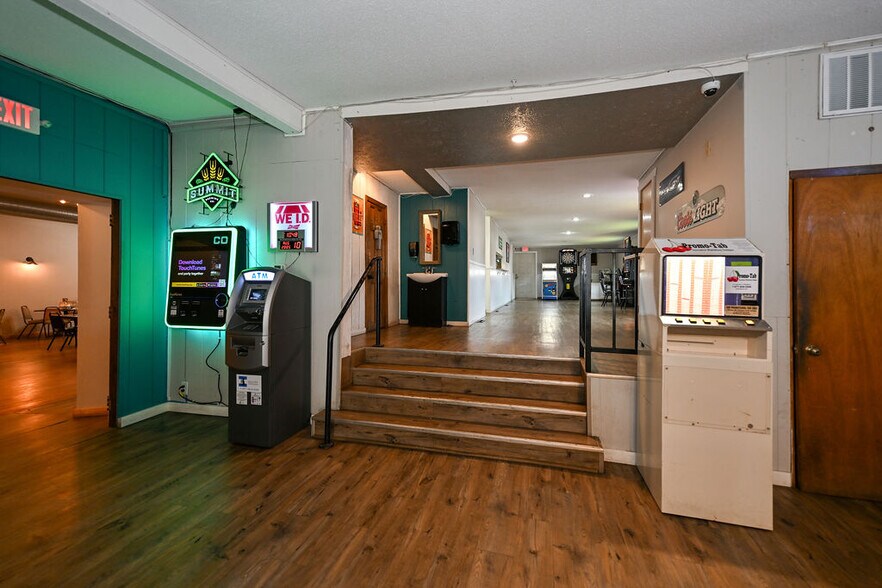 More Photos Of 115 Diamond St N, Ridgeland Restaurant For Sale