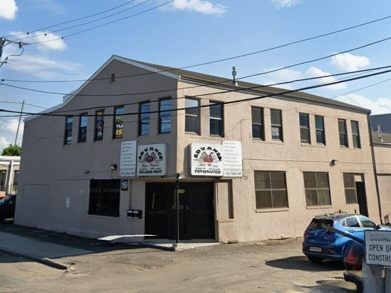 More Photos Of 159 Commercial St, Lynn Office For Lease