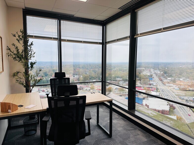 More Photos Of 1901 Main St, Columbia Coworking Space