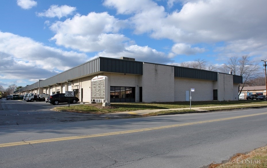 More Photos Of 8501-8585 Atlas Dr, Gaithersburg Warehouse For Sale