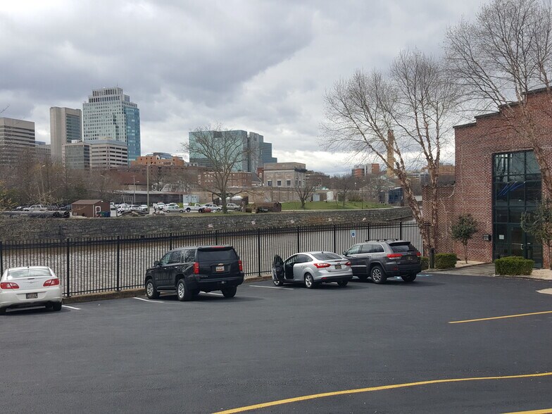 More Photos Of 1601 N Jessup St, Wilmington Manufacturing For Lease