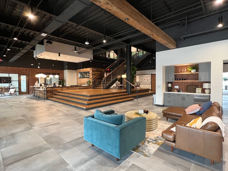 More Photos Of 300 E Davis St, McKinney Coworking Space