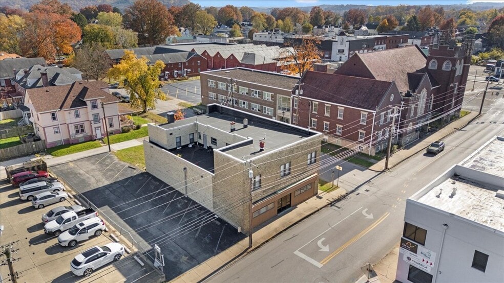 More Photos Of 2000 Dudley Ave, Parkersburg Loft Creative Space For Lease