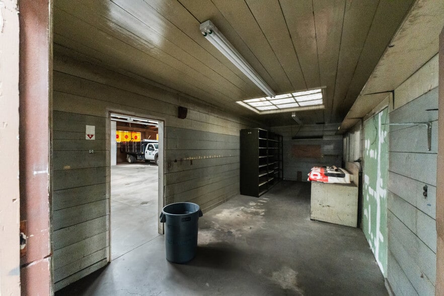 More Photos Of 1110 Colusa St, Vallejo Auto Repair For Sale