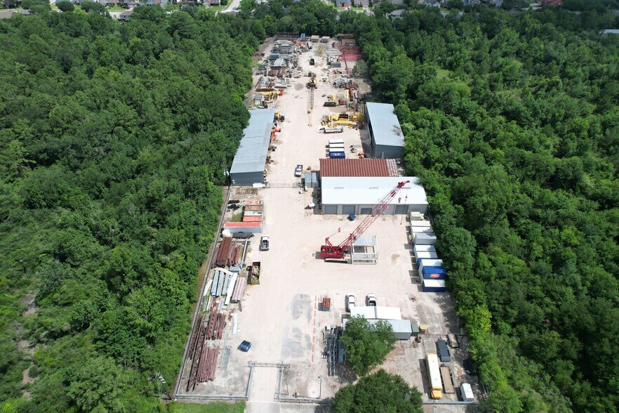 More Photos Of 1310 Spears Rd, Houston Warehouse For Lease