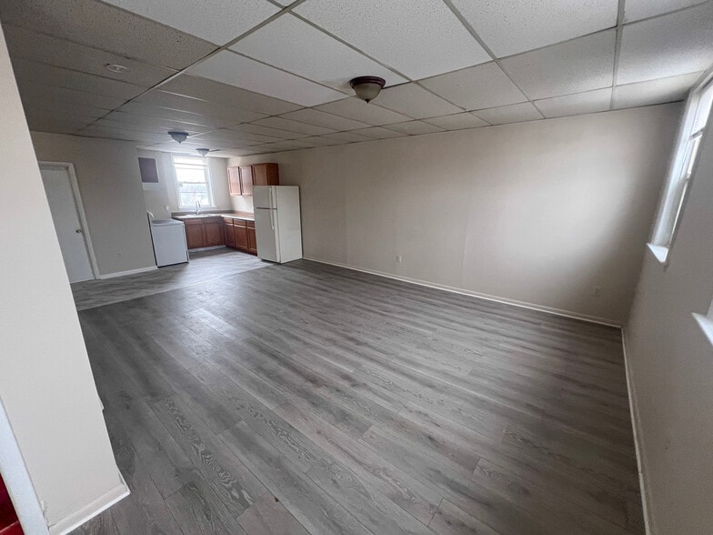 More Photos Of 5307 York Rd, Baltimore Storefront Retail Residential For Sale