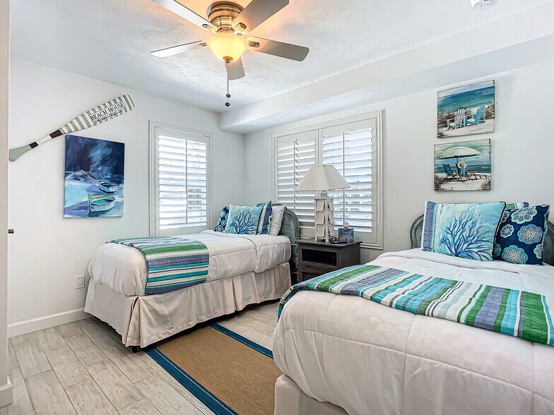 More Photos Of 2903 Hill St, New Smyrna Beach Hotel For Sale