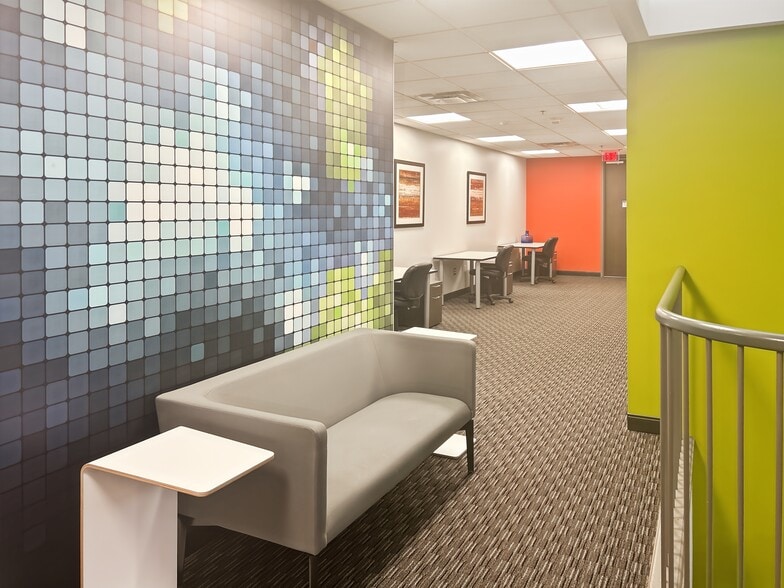 More Photos Of 999 Waterside Dr, Norfolk Coworking Space