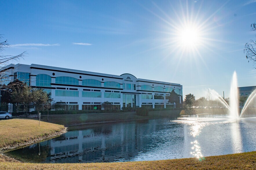 More Photos Of 10751 Deerwood Park Blvd, Jacksonville Office For Lease