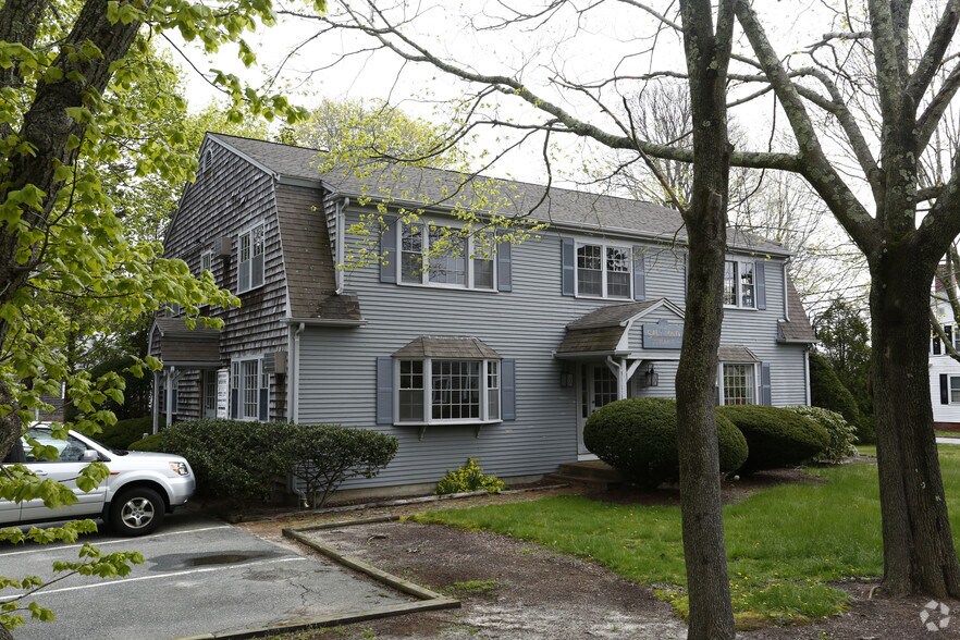 More Photos Of 141 Rt-6a, Sandwich Loft Creative Space For Lease