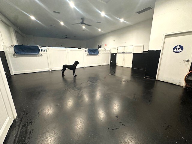 More Photos Of 127 W 7th St, Long Beach Storefront For Sale