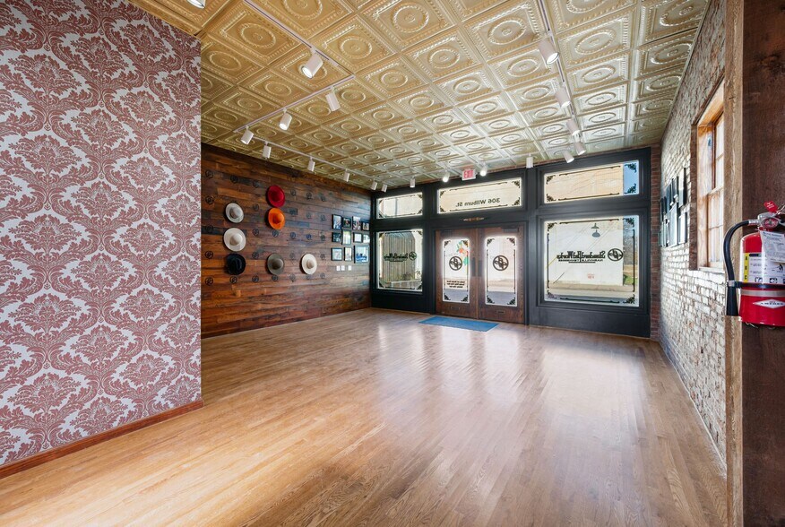 More Photos Of 306 Wilburn st, Nashville Restaurant For Sale