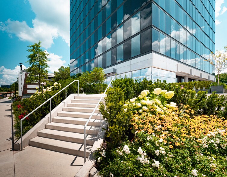 Primary Photo Of 11800 Sunrise Valley Dr, Reston Office For Lease