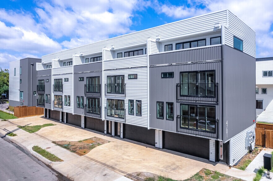 More Photos Of , Dallas Multifamily For Sale