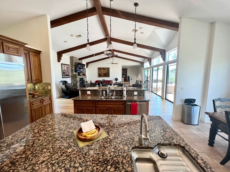 More Photos Of 125 Laurel Ct, Prescott Specialty For Sale