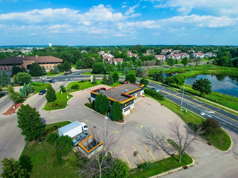 More Photos Of 7479 Egan Dr, Savage Auto Repair For Sale