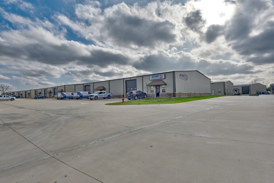 More Photos Of 11400 State Highway 30, College Station Warehouse For Sale