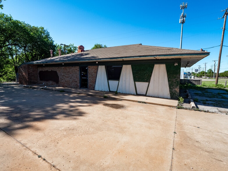 More Photos Of 1475 S Sunnylane Rd, Oklahoma City Freestanding For Sale