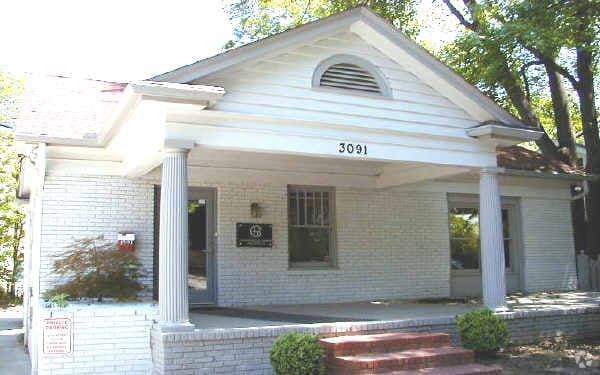 More Photos Of 3091 E Shadowlawn Dr, Atlanta Storefront Retail Office For Lease