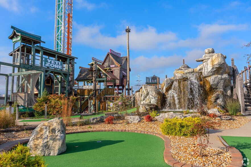 More Photos Of 3608 W 76 Country Blvd, Branson Amusement Park For Sale