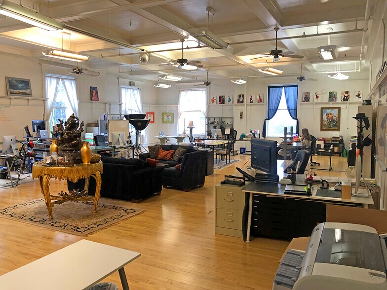 More Photos Of 918 SW Yamhill St, Portland Office For Lease