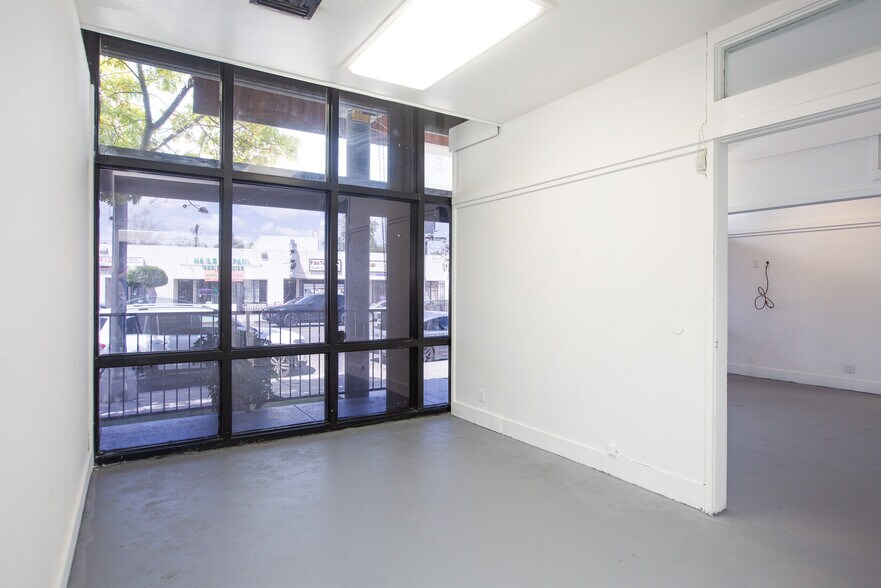 More Photos Of 1248 S Fairfax Ave, Los Angeles Light Manufacturing For Sale