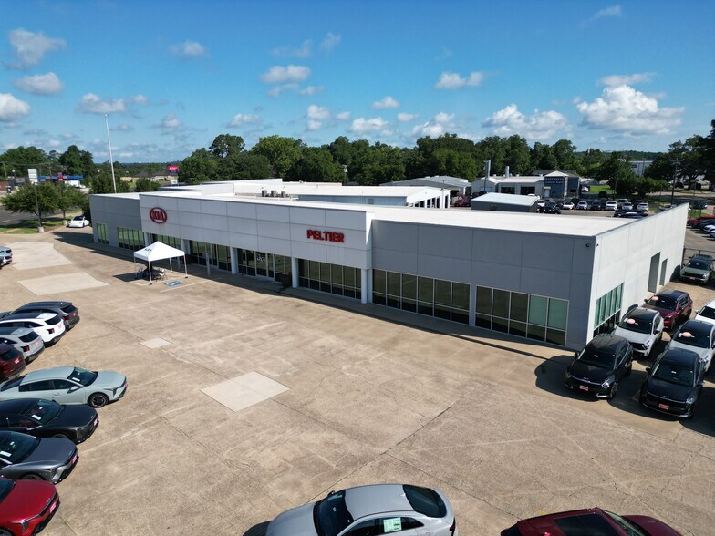Primary Photo Of 4818 Troup Hwy, Tyler Storefront For Sale