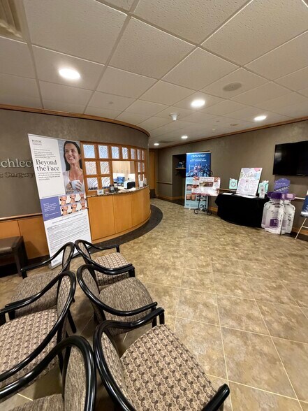More Photos Of 2603 Keiser Blvd, Reading Hospital For Lease