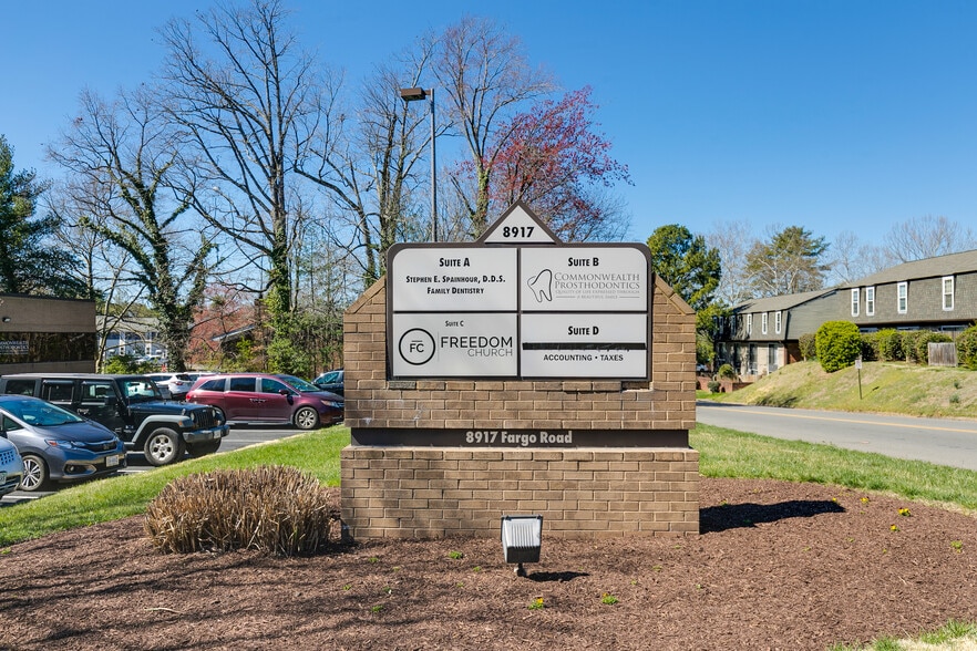 More Photos Of 8917 Fargo Rd, Richmond Office For Lease