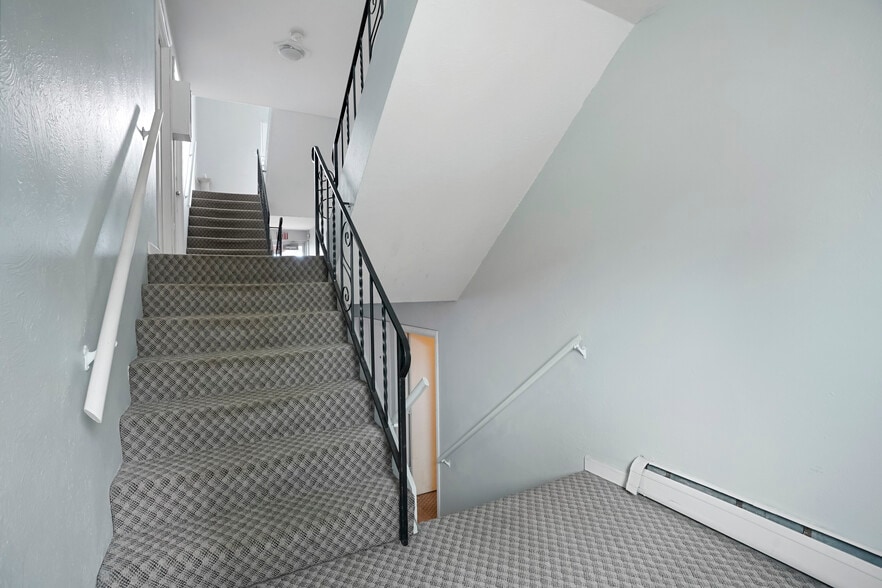 More Photos Of 3650 S Lincoln St, Englewood Apartments For Sale