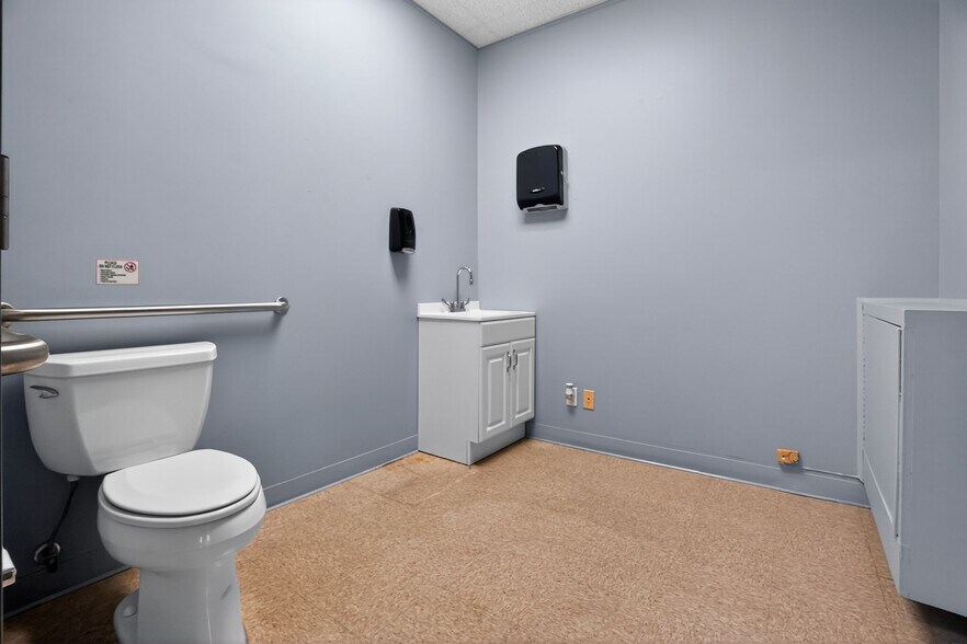 More Photos Of 3525 Prytania St, New Orleans Medical For Sale