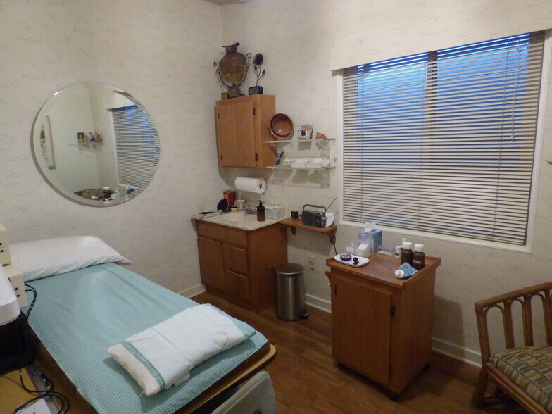 More Photos Of 1402-1414 Maria Ln, Walnut Creek Medical For Sale