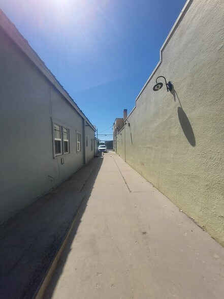 More Photos Of 141 N Main St, Smithfield General Retail For Lease