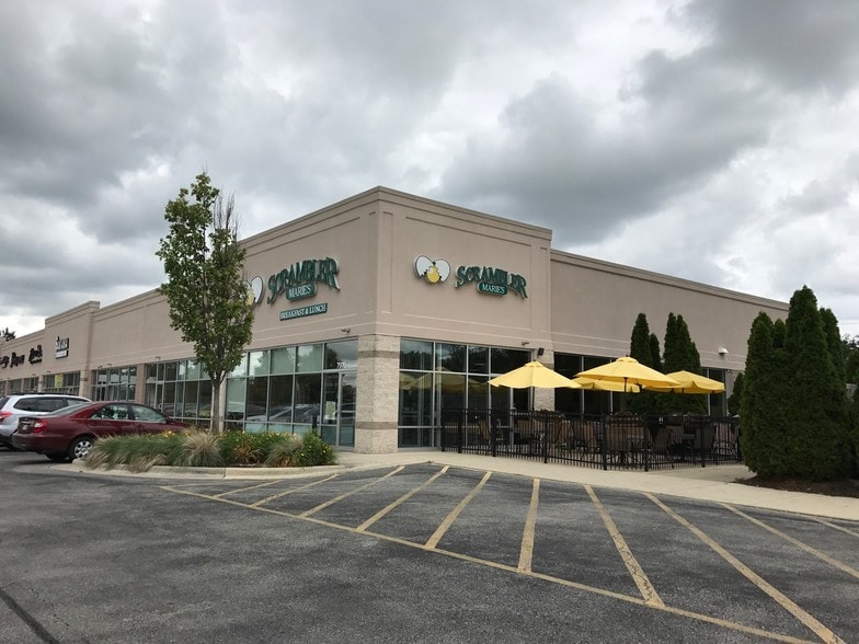 Primary Photo Of 7940-7970 E Broad St, Reynoldsburg Storefront For Sale