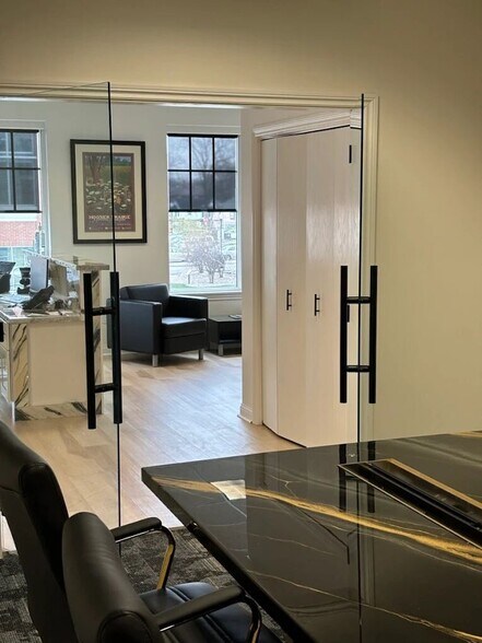More Photos Of 123 N Main St, Crown Point Coworking Space