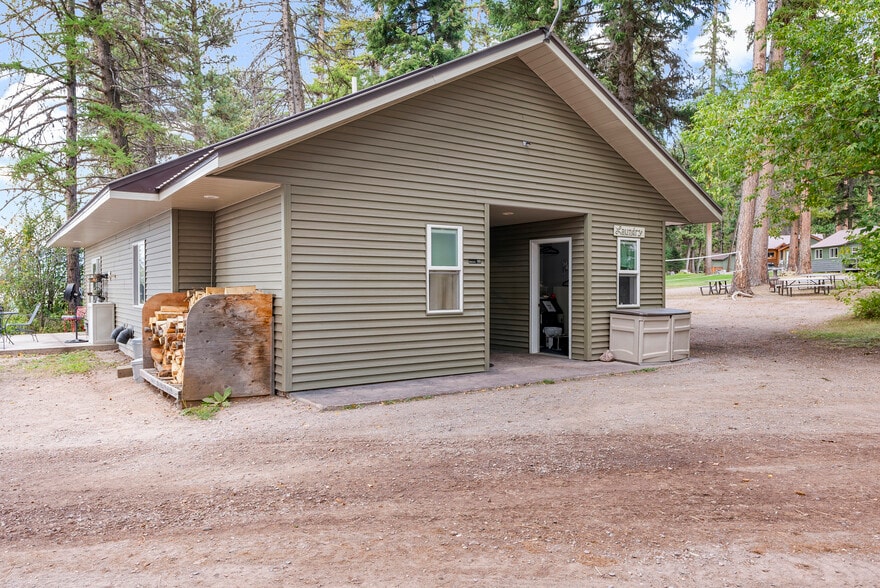 More Photos Of 3481 N Highway 83, Seeley Lake Hotel For Sale