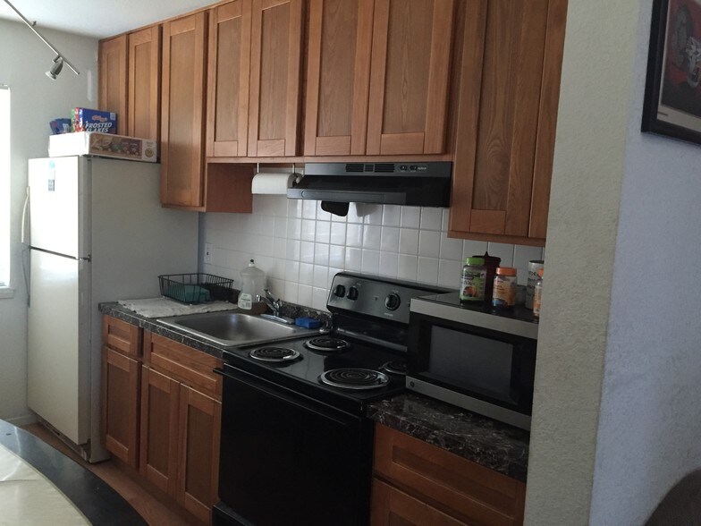 More Photos Of 6820 7th Ave, Rio Linda Apartments For Sale