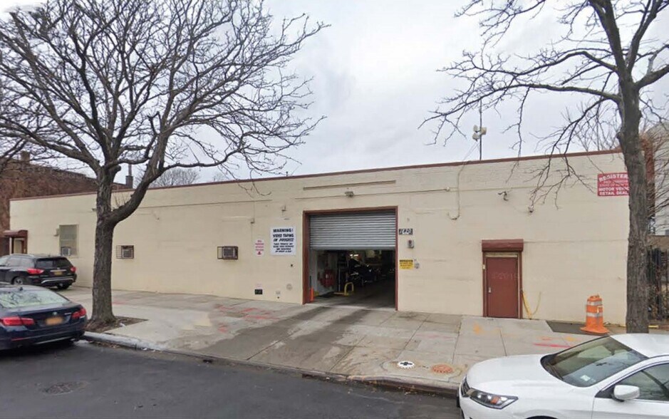 More Photos Of 1821 Steinway Pl, Astoria Warehouse For Sale
