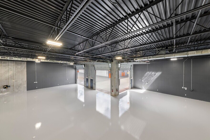 More Photos Of 1111 N 34th St, Tampa Self Storage For Sale