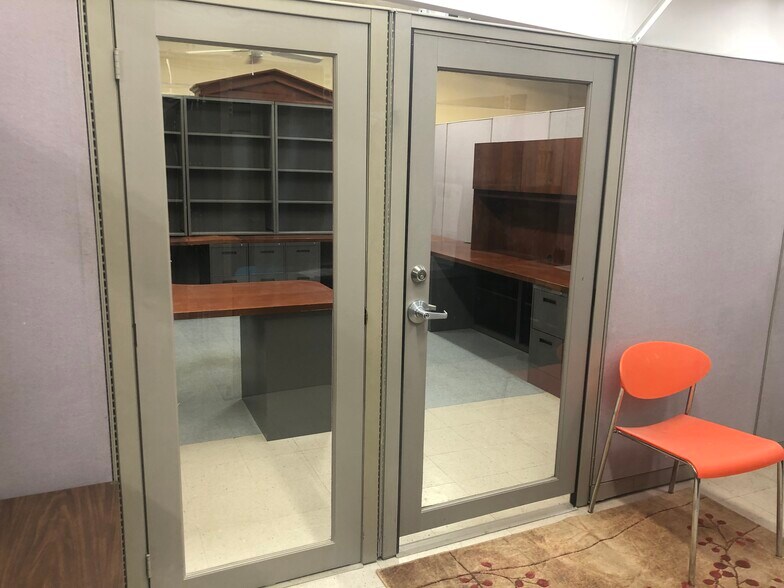 More Photos Of 340 Greenbrier Dr, Charlottesville Manufacturing For Lease
