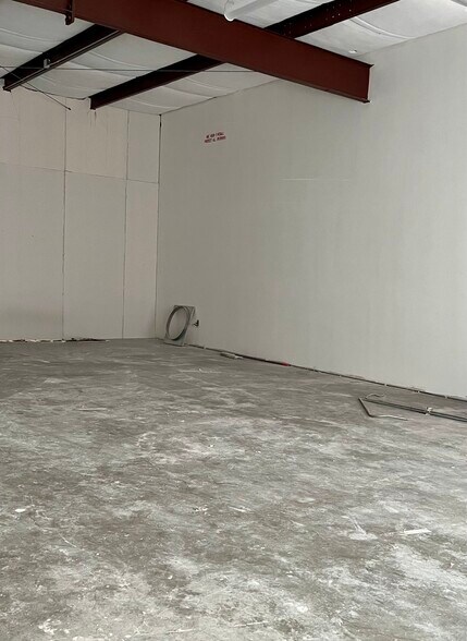 More Photos Of 6801 Phoenix Ave, Fort Smith Storefront Retail Office For Lease