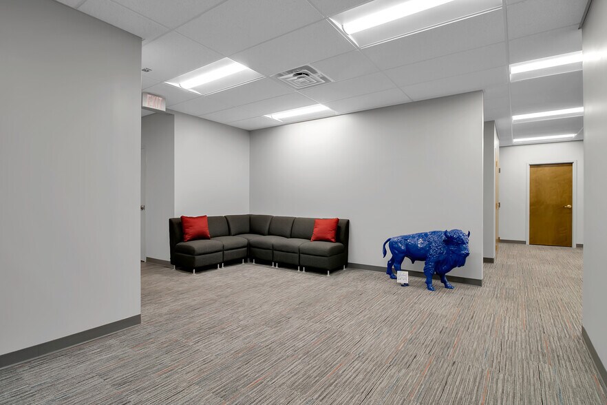 More Photos Of 75 Earhart Dr, Amherst Unknown For Lease