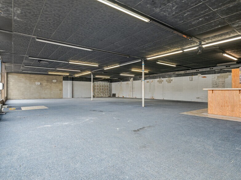 More Photos Of 1048 Patton Ave, Asheville Storefront For Lease