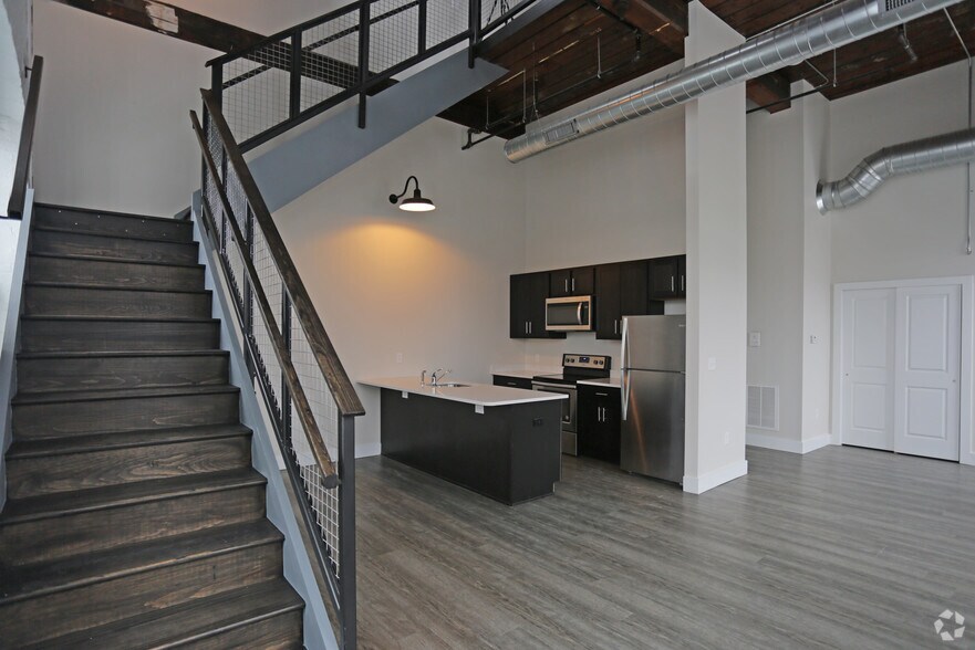 More Photos Of 24 Amity St, Cohoes Apartments For Sale