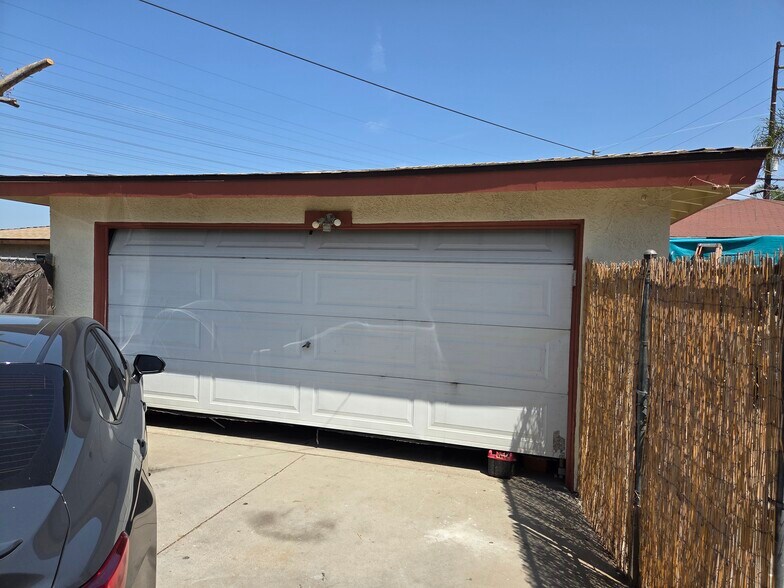 More Photos Of 10456 Downey Norwalk Rd, Norwalk Multifamily For Sale